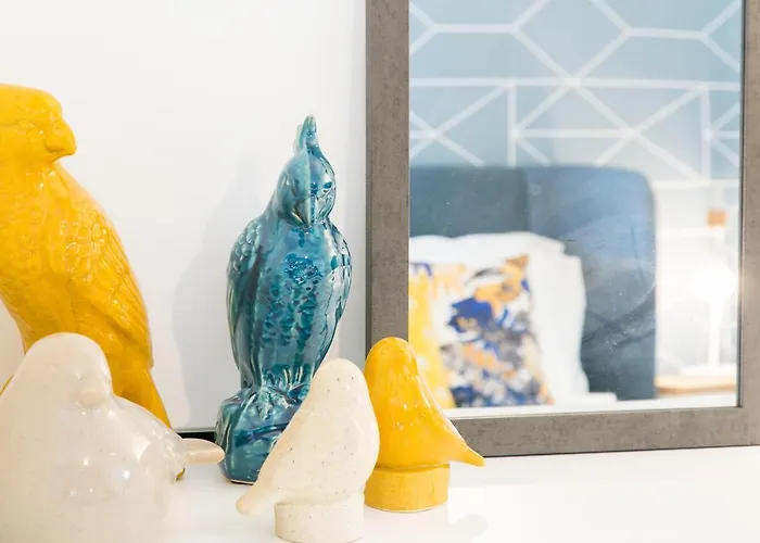 Jp40 - Secret 2 Bedrs Spot In The Heart Of The Antiques! *