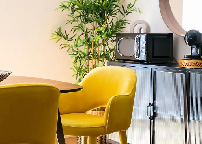 Lejlighed Jp40 - Secret 2 Bedrs Spot In The Heart Of The Antiques! *